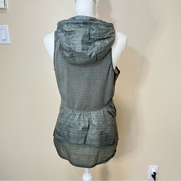 REI Screeline Cascade Soft Shell Vest - Lightweight - Picture 9 of 16